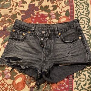 LEVIS HIGH RISE FESTIVAL SHORTS